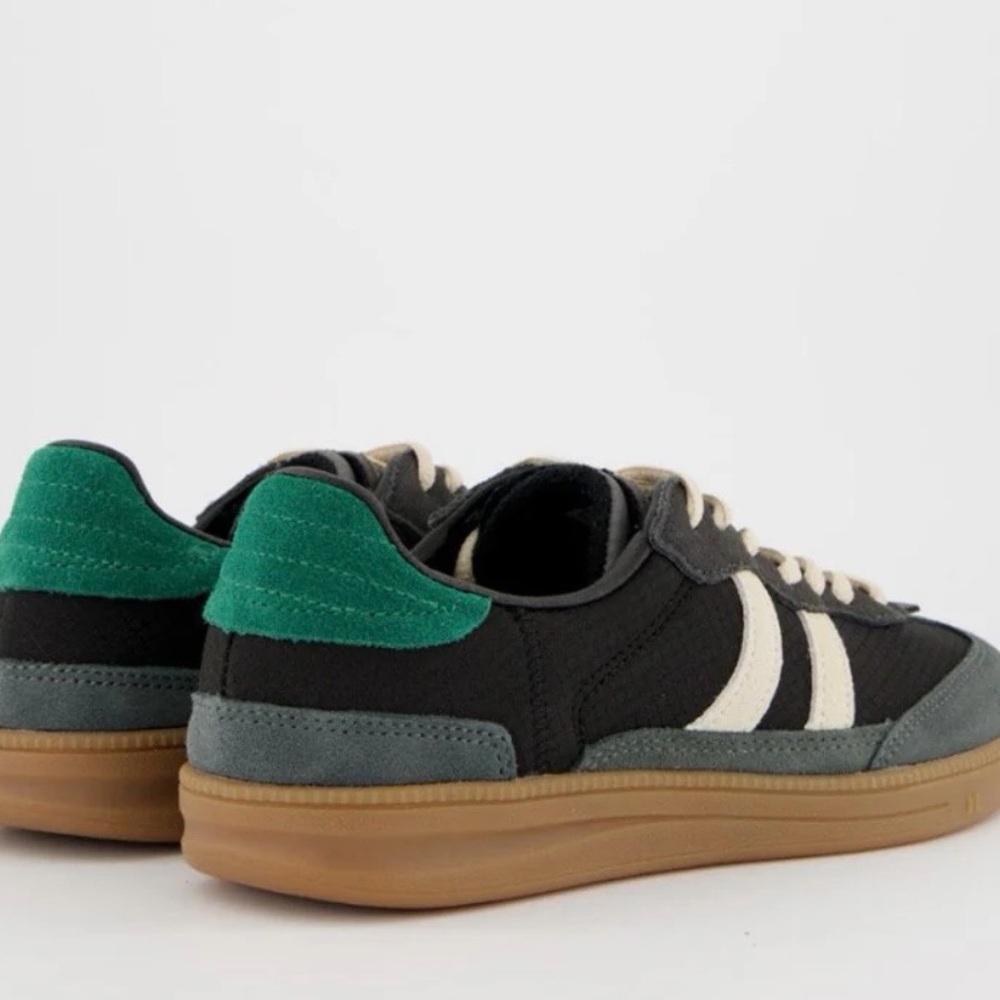 Coolway brand Baresi sneaker in Ash-Black colorway with green accents - Picture 3 of 4